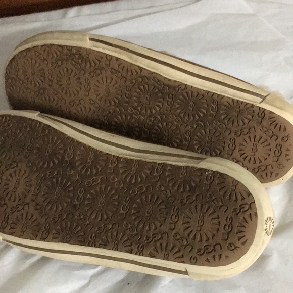 UGG SIZE 6 brown Tan use been wash - Picture 7 of 9
